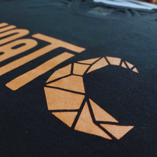 Camiseta Morro do Cabeludo - Coleção Montanhas Lunáticas