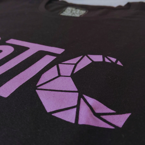 Camiseta Pedra Riscada - Coleção Montanhas Lunáticas