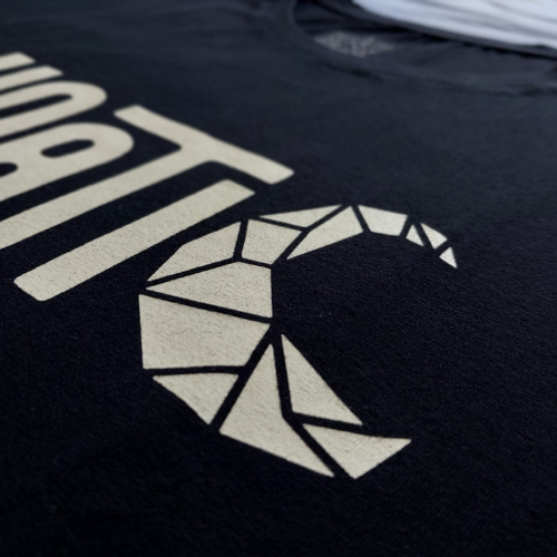 Camiseta Cachoeira do Tabuleiro - Coleção Montanhas Lunáticas